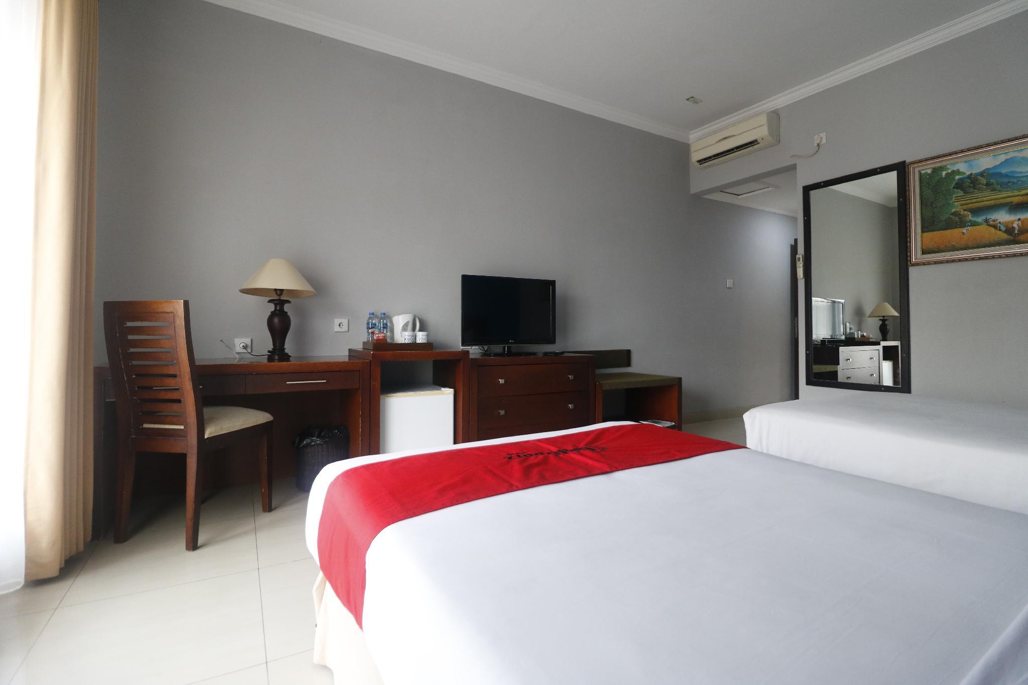 Reddoorz Premium @ Bukit Damai Indah Hotel Balikpapan  Exterior photo
