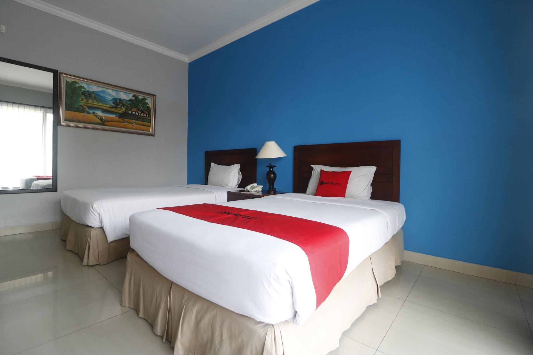 Reddoorz Premium @ Bukit Damai Indah Hotel Balikpapan  Exterior photo